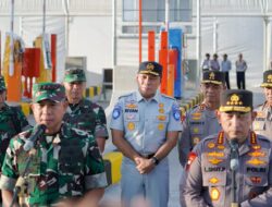 Pastikan Pengamanan Nataru, Dirut Jasa Raharja Dampingi Kapolri dan Panglima TNI Tinjau Gerbang Tol Prambanan