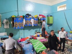 Razia Rutin Lapas Muara Enim Kembali Gelar Razia Penggeledahan Blok Hunian dan Tes Urine