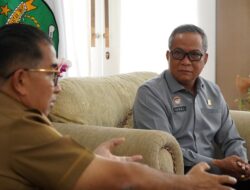 Kakanwil M Ikmal Idrus Audiensi Dengan Pj Gubernur Kaltim Bahas Penguatan Layanan Hukum dan Sentra KI