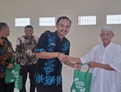 13 Akselerasi Kemenimipas, Lapas Muara Enim Bagikan Paket Sembaki Kepada Keluarga Warga Binaan Pada Jumat Berkah