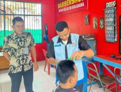 Bekali Ketrampilan Warga Binaan, Rutan Sukadana Fasilitasi Pembinaan Kemandirian Barbershop