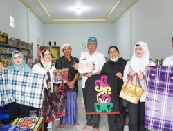 Pengrajin Sarung Samarinda Berpeluang Jadi Kawasan Karya Cipta, Kanwil Kemenkum Kaltim Lakukan Inventarisasi