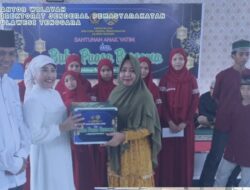 Buka Bersama, Kakanwil Ditjenpas Sultra Berikan Santunan Untuk Anak Yatim dan Pegawai Kontrak