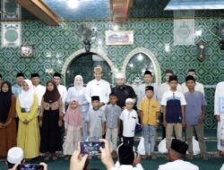 Safari Ramadan di Kecamatan Rajabasa, Bupati Egi Bagikan Paket Sembako Lampung Selatan