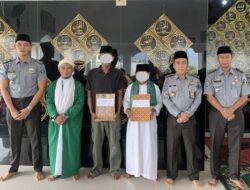 Lapas Gunung Sugih Bagikan Zakat Fitrah serta Gelar Sholat Idul Fitri 1446 H dan Buka Layanan Kunjungan Bagi Warga Binaan