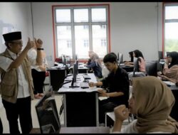 Tinjau Pelaksanaan UTBK, Rektor Itera Beri Semangat Peserta Sebelum Ujian
