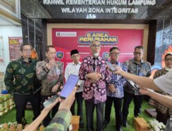 Dirjen Kekayaan Intelektual Serahkan Sertifikat HAKI di Kanwil Kemenkum Lampung
