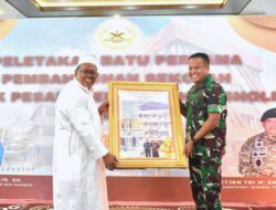Danrem 043/Gatam Hadiri Peletakan Batu Pertama Pembangunan Sekolah Ponpes Riyadhus Sholihin Nur Rahman oleh Irjen TNI