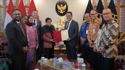 Temui Menteri dari Malaysia, Supratman Bahas Pembangunan Hukum di ASEAN