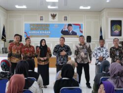 Momen Berbagi Keberkahan Jumat, Lapas Muara Enim Bagikan Bansos Kepada Keluarga Warga Binaan dan Masyarakat Sekitar
