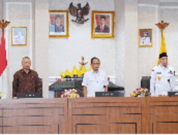 Mantapkan Kesiapan Angkutan Lebaran 1446H, Gubernur Rahmat Mirzani Gelar Pembahasan Bersama Mendagri dan Menhub