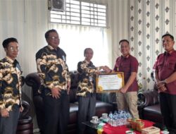 Kepala KPPN Kunjungi Lapas Kotabumi Guna Sinergi dan Apresiasi Melalui Penyerahan Penghargaan Satuan Kerja Terbaik TA 2024