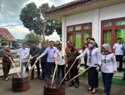 Karutan Sukadana Hadiri Pemusnahan Barang Bukti, Tegaskan Komitmen Dukung Penegakan Hukum