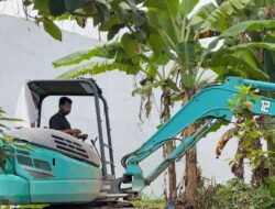 Rutan Kelas I Bandar Lampung Bersihkan Lingkungan dan Saluran Irigasi