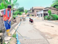 Gorong-Gorong Sempit Bikin Banjir, Kini Diperlebar! Warga Buring: “Terima Kasih Pak Egi”