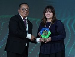 XLSMART Kembali Raih Tiga Penghargaan Bidang ESG serta Layanan Pelanggan dan Teknologi