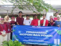 Hijaukan Rutan dan Rawat Bumi, Mahasiswa KKN UIN Raden Intan dan Rutan Bandar Lampung Tanam Biopori Untuk Masa Depan