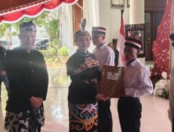 Bupati Brebes Bersama Kalapas Brebes Serahkan Secara Simbolis Remisi Umum dan Dasawarsa 2025