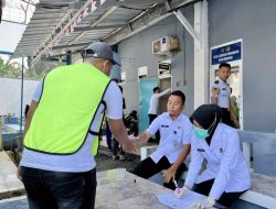 Perangi Narkoba, Rutan Sukadana Gencarkan Tes Urine Bagi Warga Binaan