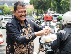 Wujud Nyata Kepedulian Sosial, Ditjenpas Bagikan 500 Paket Makanan Gratis Kepada Masyarakat