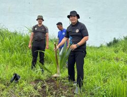 Dukung Program Menteri IMIPAS, Kalapas Narkotika Bandar Lampung Optimalkan Lahan Dengan Penanaman Pohon Kelapa