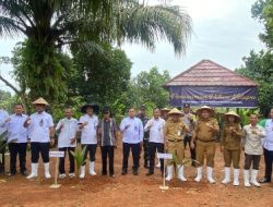 Dukung Program Ketahanan Pangan, Lapas Muara Enim Gelar Penanaman Pohon Kelapa