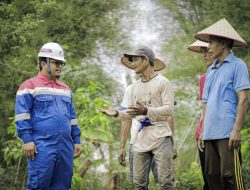 Pertamina Patra Niaga Regional Sumbagsel Berdayakan Purnadi Pimpin Transformasi Pertanian di Desa Pulau Semambu