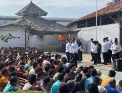 Karutan Menggala Berikan Pengarahan Kepada Seluruh Warga Binaan