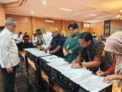 Kemenkum Kaltim Bersama PBH Laksanakan Penandatanganan Addendum Kontrak Kerjasama Bantuan Hukum