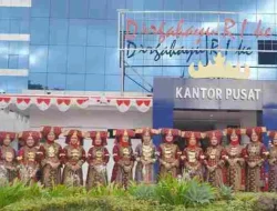 Bank Lampung Rayakan HUT ke-80 Kemerdekaan RI dengan Nuansa Adat Lampung