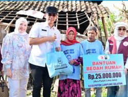 Wanita Filantropi Indonesia Bedah Rumah di Lampung Selatan, Bupati Egi: Gotong Royong adalah Kekuatan Kita