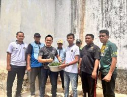 Rutan Sukadana Wujudkan Pembinaan Kemandirian Melalui Panen Cabai Hijau