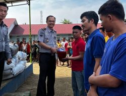 Pemenuhan Kebutuhan Dasar WBP, Lapas Muara Tebo Bagikan Perlengkapan Mandi dan Baju