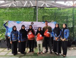 Lapas Perempuan Kelas IIA Bandar Lampung Bagikan Bansos Bagi Keluarga Warga Binaan dan Masyarakat Sekitar