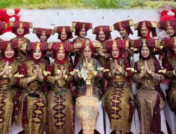 Ikatan Keluarga Bank Lampung Rayakan HUT RI ke-80 dengan Balutan Adat Lampung