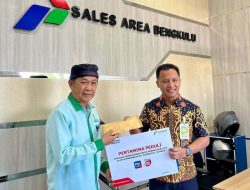 Pertamina Patra Niaga Regional Sumbagsel Salurkan Bantuan Kemanusiaan Bagi Korban Banjir Bandang di Sumatera