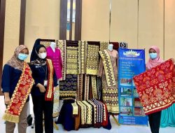 Pertamina Patra Niaga Regional Sumbagsel Hidupkan Kembali Kain Tapis Lampung Lewat UMKM Dela Tapis