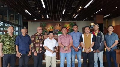 Bupati Parosil Mabsus Dukung Penerbitan Koran dan Diskusi Publik IJP Lampung