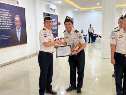 Kalapas Tetra Destorie Pimpin Apel Penyematan Pangkat 11 Pegawai Lapas Kelas IIA Banyuasin