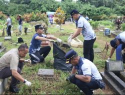 Jelang Ramadan 1447 H, Kakanwil Ditjenpas Jabar dan Lapas Cibinong Gelar Bakti Sosial Bersih-Bersih Area Lapas dan Taman Makam Pahlawan