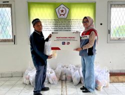Pertamina Patra Niaga Regional Sumbagsel Berbagi Kebahagiaan Ramadan Bersama Keluarga Veteran dan Komunitas