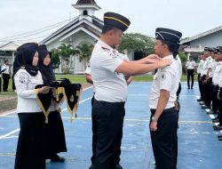 Apresiasi dan Dedikasi, Kepala Rutan Kelas I Bandar Lampung Pimpin Penyematan Kenaikan Pangkat Pegawai 33 Pegawai