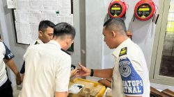 Pastikan Keamanan Tetap Optimal, Seksi Kamtib Rizqi Putra Sandika Lakukan Opname Fisik Senjata Lapas Narkotika Bandar Lampung