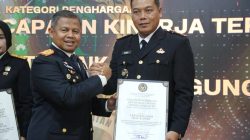 Kepala Lapas Way Kanan Terima Dua Penghargaan Kategori Capaian Kinerja Terbaik III dan ASN Teladan