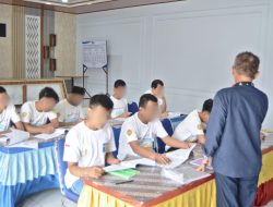 Warga Binaan Lapas Muara Tebo Ikuti Pembelajaran Paket B dan C