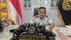 Sejalan dengan Program 15 Akselerasi Menteri, Lapas Narkotika Bandar Lampung Libatkan Warga Binaan Dalam Program Bedah Rumah untuk Masyarakat