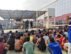 Kepala KPLP Lapas Muara Tebo Beri Pengarahan Langsung kepada Warga Binaan untuk Perkuat Disiplin dan Kepedulian Lingkungan