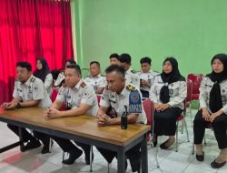 Karutan Nixwanto Beserta Jajaran Rutan Kelas IIB Krui Ikuti Arahan Menteri Imigrasi dan Pemasyarakatan RI dan Direktur Jenderal Pemasyarakatan Secara Virtual