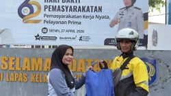 Jumat Berkah, Kalapas Ike Rahmawati Beserta Jajaran Lapas Kelas I Bandar Lampung Salurkan Bantuan Sosial untuk Warga Sekitar