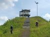 Pemotongan Rumput Berkala Tingkatkan Keindahan dan Keamanan Lapas Karanganyar